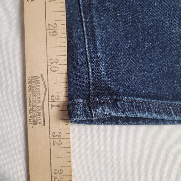 NWT Old Navy Women's Darkwash Midrise Rockstar Skinny Jeans Distress Size 16Tall - Picture 11 of 12